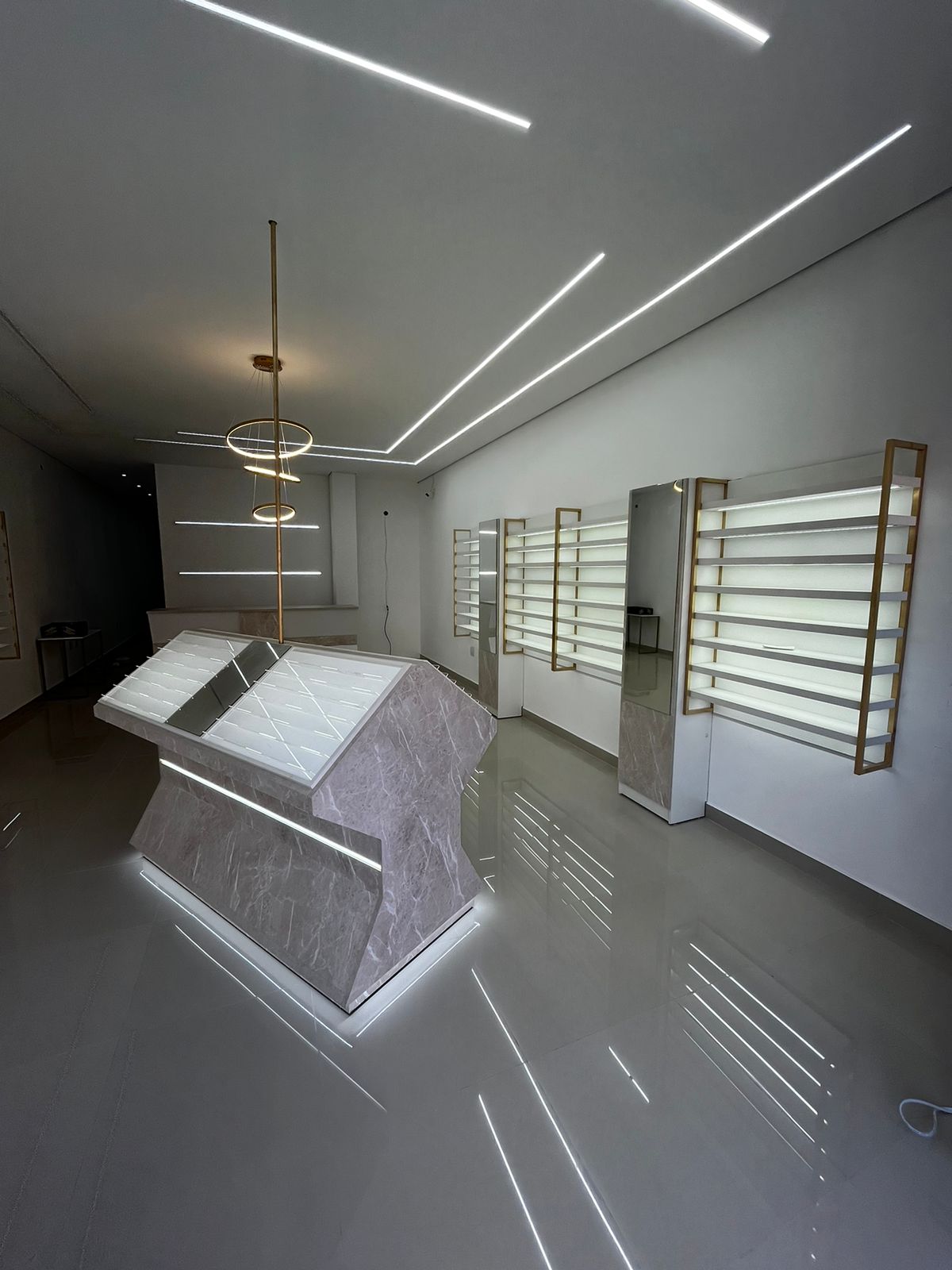 ab7e5238-8eb3-4a9e-b403-00d7c24766c1